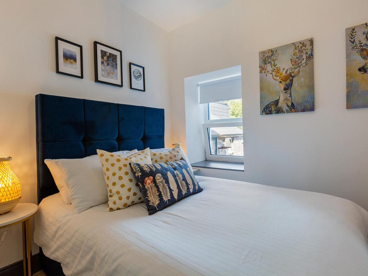 Macs Townhouse Dungarvan 던가반 외부 사진