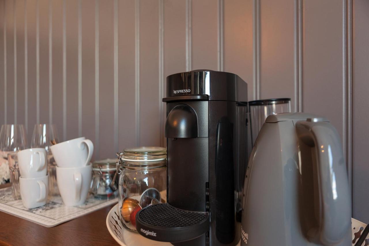 Macs Townhouse Dungarvan 던가반 외부 사진
