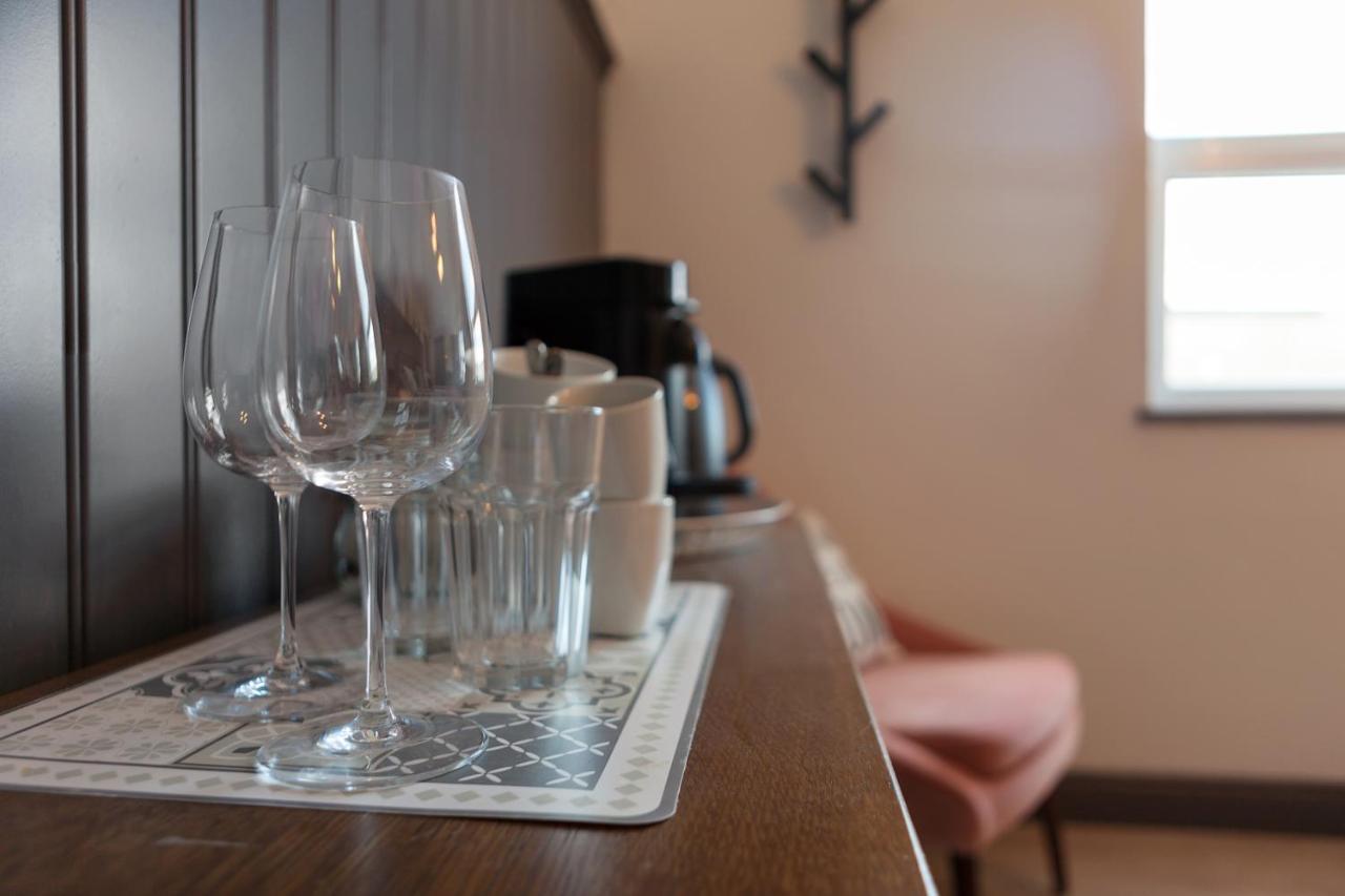 Macs Townhouse Dungarvan 던가반 외부 사진