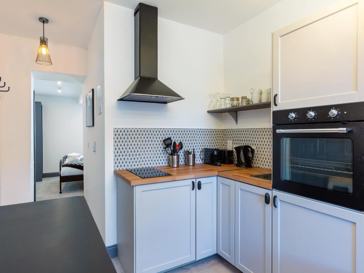 Macs Townhouse Dungarvan 던가반 외부 사진
