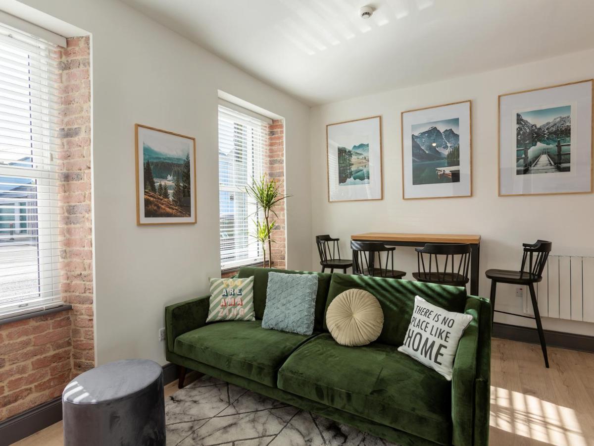 Macs Townhouse Dungarvan 던가반 외부 사진