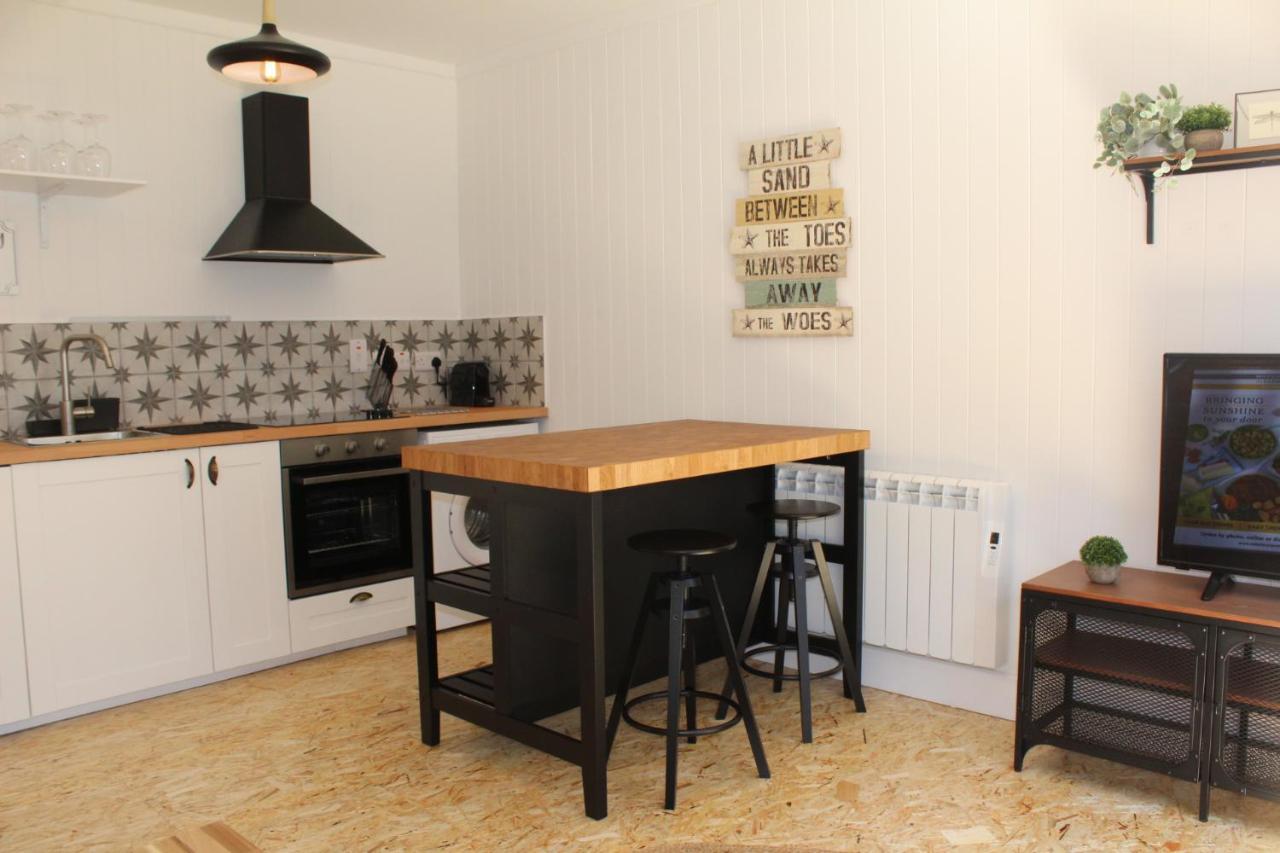 Macs Townhouse Dungarvan 던가반 외부 사진
