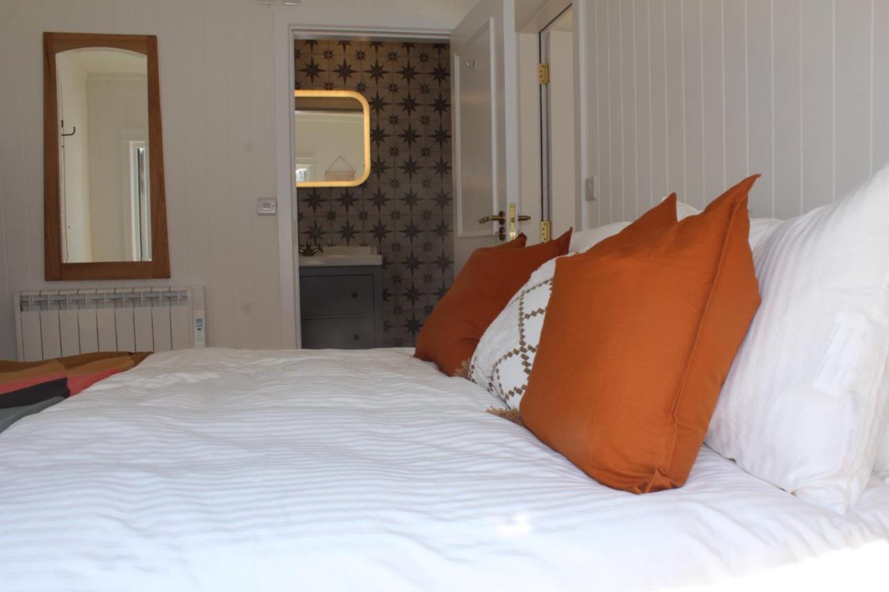 Macs Townhouse Dungarvan 던가반 외부 사진